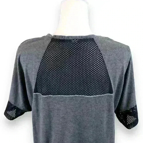 Marika Gray Sport Top T-Shirt w/ Black Mesh Back, Cuffs & Hem Size Large - Picture 2 of 8